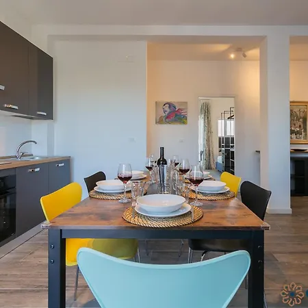 Fifth Floor Flat By Apulia * 巴里