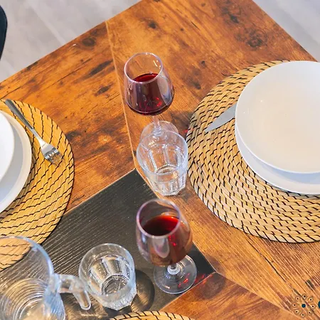 Fifth Floor Flat By Apulia * 巴里