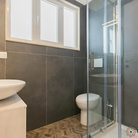 公寓 Fifth Floor Flat By Apulia *