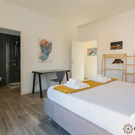 Fifth Floor Flat By Apulia * Барі