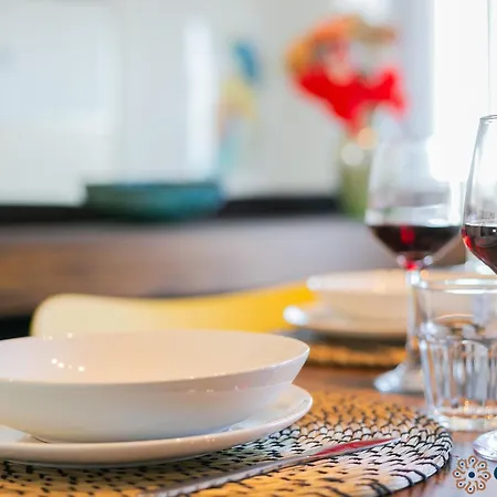 Fifth Floor Flat By Apulia Apartment *